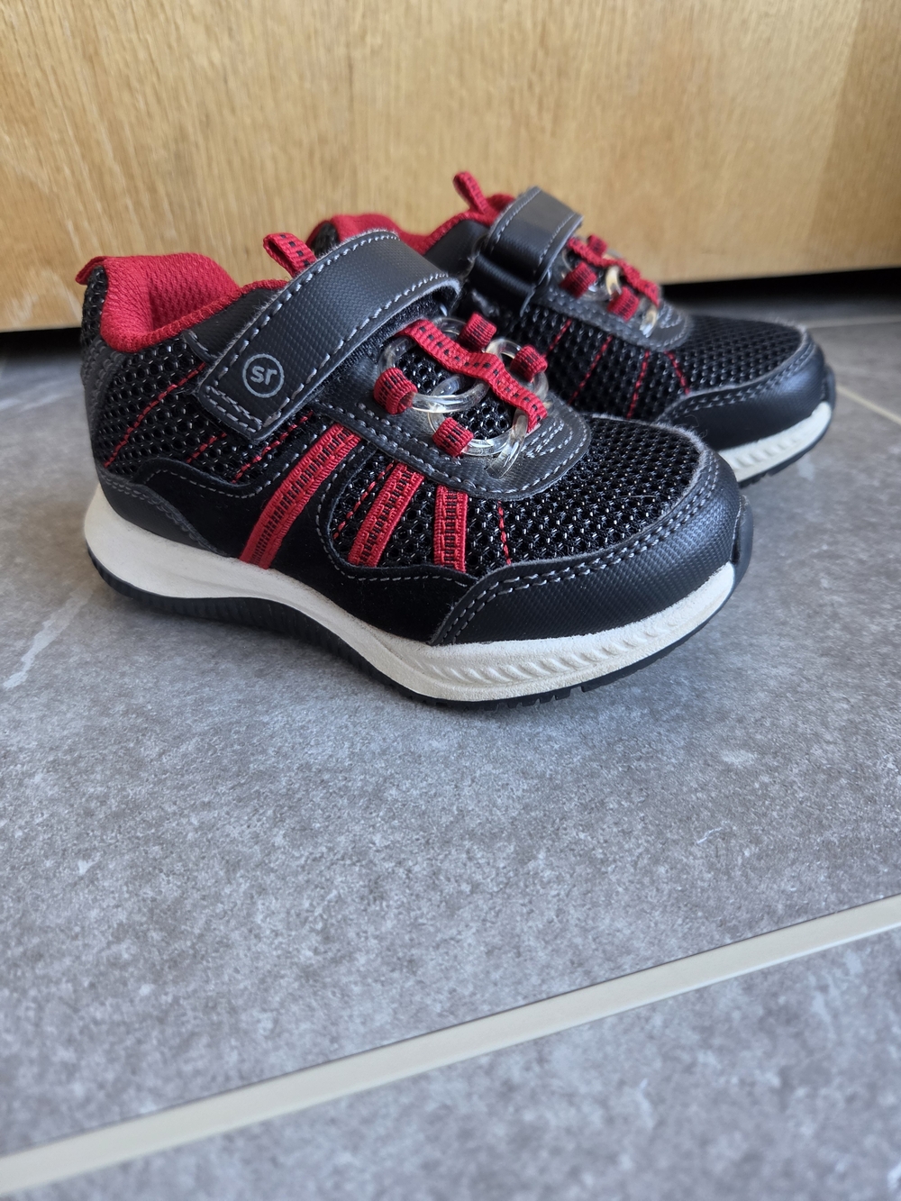 Size 6 Stride Rite Shoes